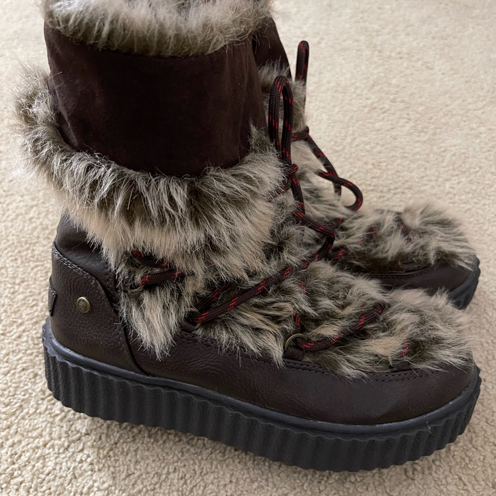 London Fog Fur Boots Size 8